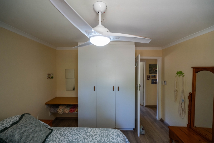 5 Bedroom Property for Sale in Seafield Eastern Cape